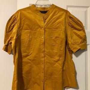 New York & company top mustard yellow color, size xxl